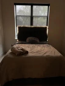 Cozy fully loaded 1 bdroom w / pool view 5 mins from Lenox mall - Image 4