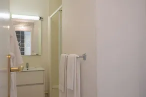 Holiday Apartment \"Mer Beau Rivage\" near Beach with Private Terrace & Wi-Fi - Image 2