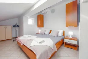Two bedroom apartment near beach Stara Novalja, Pag (A-4071-a) - Image 3