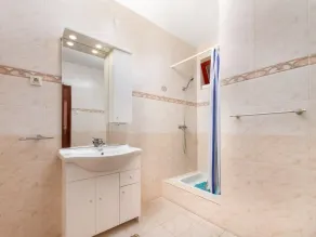 Holiday Home Yellow 1 by Interhome - Image 3