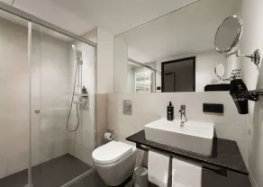 Limehome Munich Theresienwiese - Image 2