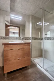 Village house with 4 bedrooms - Image 4