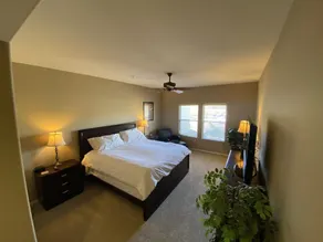 Luksus Rummelig North Scottsdale Condo i Private Village at Grayhawk - Image 3