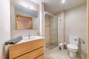 Haus mit privatem Pool und schöner Aussicht. Drei Zimmer und WLAN in einer sehr ruhigen Gegend. - Image 3