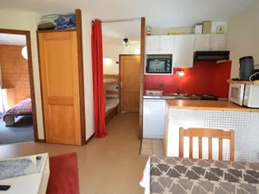 Appartement 2 pièces avec balcon près du centre de Morzine, parking disponible - Image 3