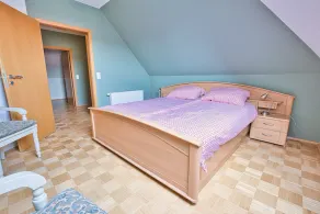 Luxury 8 person holiday home with 4 bedrooms and 2 bathrooms in Haren Ems - Image 5
