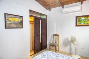Costa Rica Hideaway – Beach & Pool Apartment - Image 4