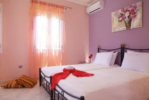 Pantheon & Danae Luxury Villas - Image 5