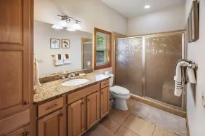 Stor & Lyxig Condo i Smoky Mountain Country Club ($ 99 / wkday till 30 juni) - Image 4