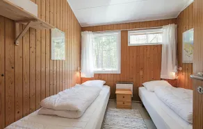 3 Bedroom Cozy Home In Nexø - Image 5