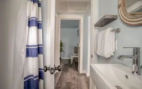 King Tide - Spacious, Renovated Cottage, Smart TVs, Steps to Beach at Rockaway! - Image 2