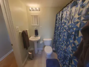 Cozy \"Hospitality Suite\" Centrally Located In Baltimore's Federal Hill Area - Image 2