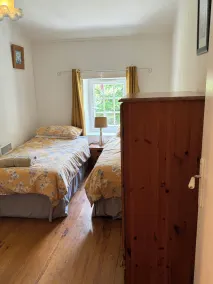 Cottage In A Peaceful Location - Image 4