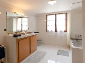 Rummeligt 410m² 3-stjernet sommerhus: privat opvarmet pool, spa, kano og paddl - Image 3