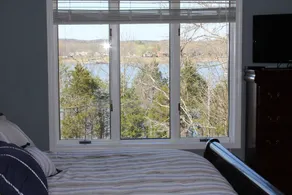 Lakefront - Gentle Slope to Water - Sleeps 18 - Image 5