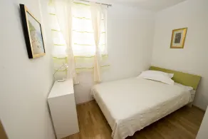 Apartments by the sea Promajna, Makarska - 17160 - Image 4