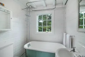 Great Sag Harbor Cottage on the Water Bay views - Image 4