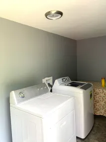 Entire place: Cozy, Quiet Oasis w/free laundry and parking - Image 2