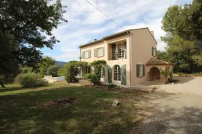 Splendid Provencal property with breathtaking views - Image 4