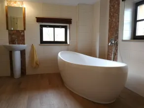 Ferme nostalgique rénovée dans un cadre magnifique - Image 5