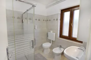 Apartment mit zwei Schlafzimmern, Stadtzentrum, Umag, nahe dem Strand, WiFi - Image 2