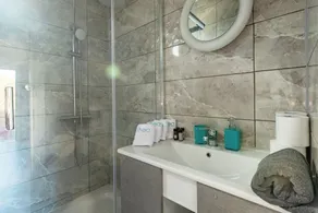 Thea Luxury residences - Image 5