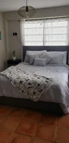 Adorable 1-bedroom Pet-friendly Studio - Image 2