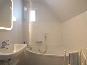 Spacious house in Yquelon with enclosed garden and internet, near Granville - Image 3
