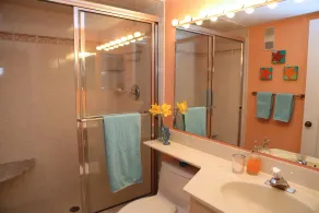 Schöne Aktualisiert vor 2 Bedroom Oceanside Condo in Key Colony Beach Florida! - Image 3
