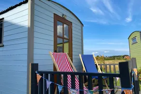 Norfolk Farm Stays by Beach Dog Friendly - Image 5