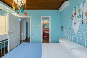 Efharis Beachfront Villa - Image 5