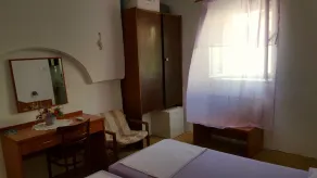 Rooms Milena - Double or Twin Room with Private Bathroom - Image 4