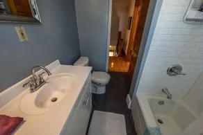 Beautiful 4BR 2 bath Craftsman home, completely renovated, roomy, handy location - Image 3