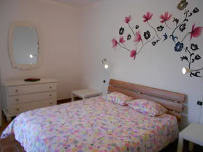 Hus med ovärderlig sjöutsikt, exklusiv pool och trädgård - Image 5