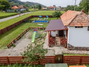 Transylvanian Cottage with Private Swimming Pool - Image 2