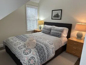 Falmouth Waterfront Carriage House Apt - Image 4