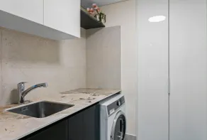 Apartment M305 - a popular beachside apartment! - Image 2