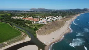 Llevant - Beachfront and with A/C - Image 4