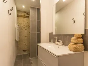 Charming Cottage in Vineyards - Near Nantes & Clisson - WiFi, Family-Friendly - Image 3