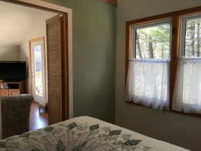 Quiet, beautiful waterfront property on Connecticut river with mountain views!!! - Image 4