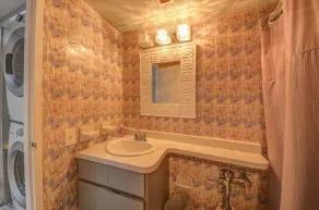 Monthly rentals welcome at a discounted rate. - Image 3
