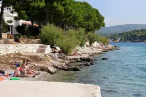 One bedroom apartment with terrace and sea view Cove Osibova, Brač (A-12062-a) - Image 4