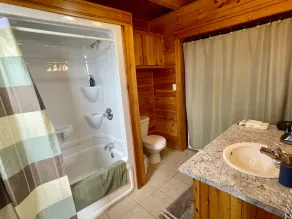 Relaxing, water view cottage in the most desirable area on the Island - Image 3