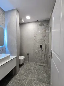 Hotel Azure - Image 4