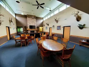 Three Rivers Lodge Room #3 - Image 4