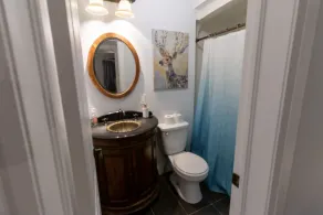 ❤️Entire Luxurious Waterfront Peninsula Cottage - VERY LARGE COTTAGE W/ HOTTUB❤️ - Image 5