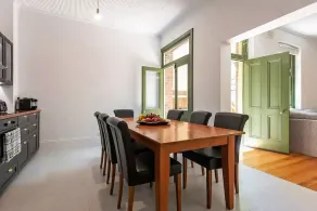 Divine Workers Cottage - a perfect retreat in the heart of The Rocks. - Image 5