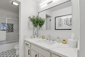 JUST FINISHED RENOVATIONS 2023!!! A lavishly styled ski-in/out winter escape! - Image 3
