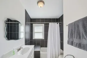 Detroit 4BR Home | Bathtub & Pet Friendly Stay - Image 5