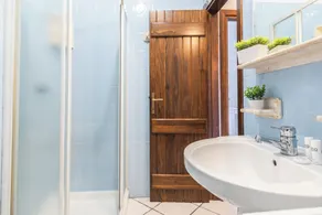Sandy Bear Guesthouse - Happy Rentals - Image 1